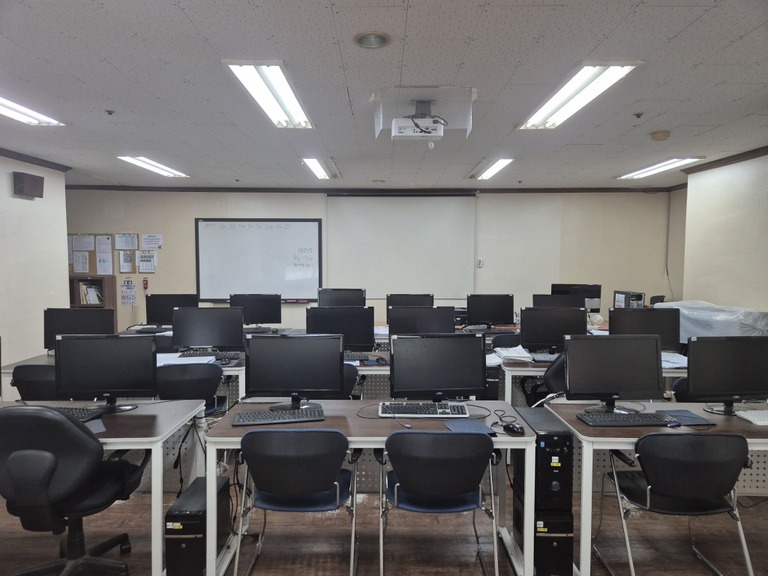 강의실 -B